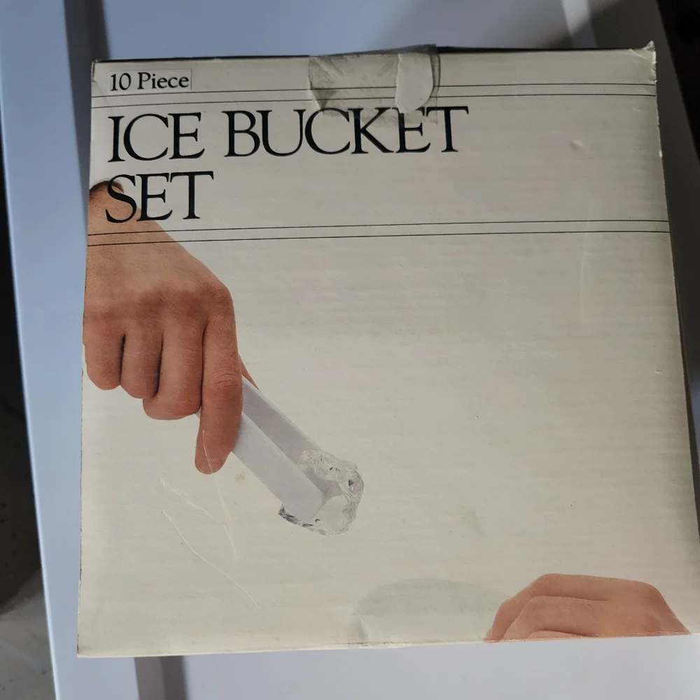 Vintage NEW In Box Nautical Boating 10 Piece Ice Bucket and Acrylic Glass Set